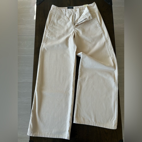 Levi's Other - Levi's Off-White Corduroy Pants